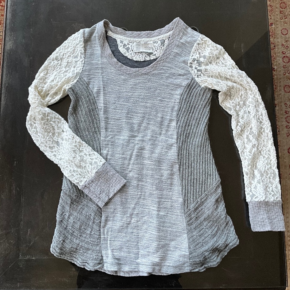 Anthropologie Brand - Saturday Sunday, Ladies Long Sleeved Top, Size M